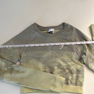 Gymshark cropped long sleeve top t-shirt xs